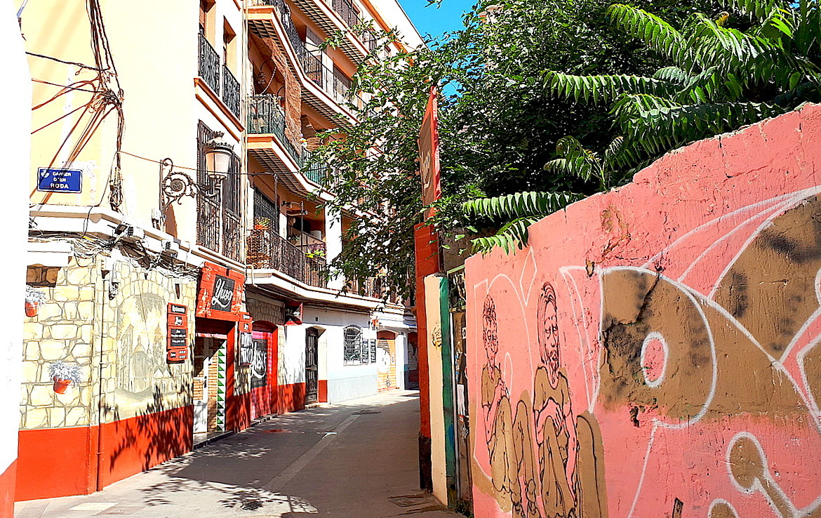 Vista de la fachada del Piso en venta de Calle Calixto III- lema asesores